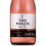 Espumante Branco Doce San Martin Moscatel Rose 660ml Caixa com  6 Unidades - Imagem 4